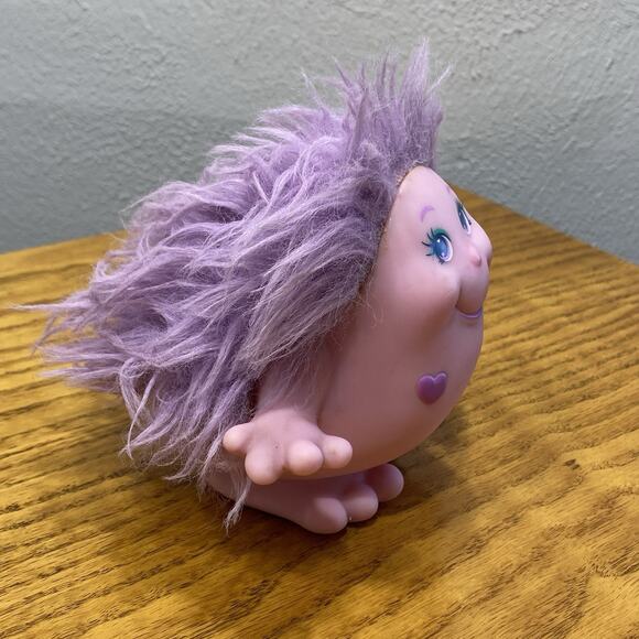 Vintage Playskool Baby Fondly Snugglebumms Pink Purple Hair Squeaker 1984 - Read - Picture 4 of 8